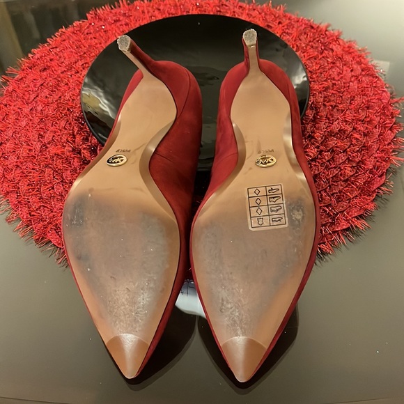 Michael Kors Pumps - Picture 4 of 6